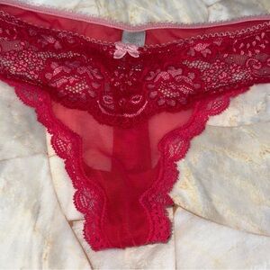 NEW Victoria’s‎ Secret Lingerie Vintage Gorgeous Panties Thong Cheeky Lace Trim